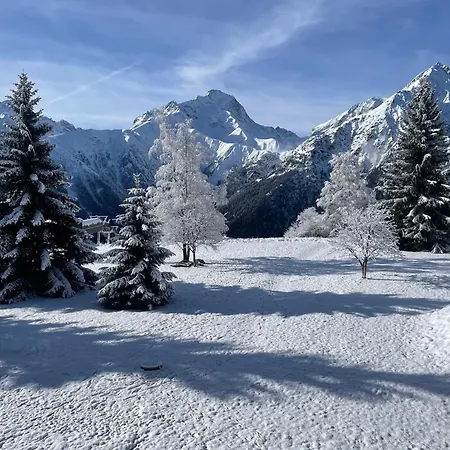 Panoramic Mountain View Apt, 65m2 With Parking, 6 Guests Lejlighed